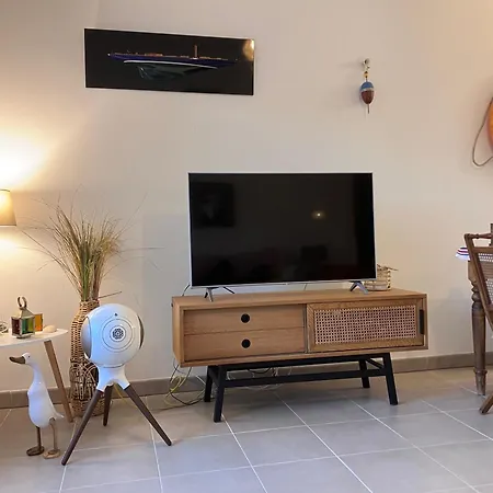 T3 En Centre D'arcachon, 2 Min Plage, 5 Min Gare, Balcon, Parking Securise, Wifi, Menage Inclus - Fr-1-374-193 *